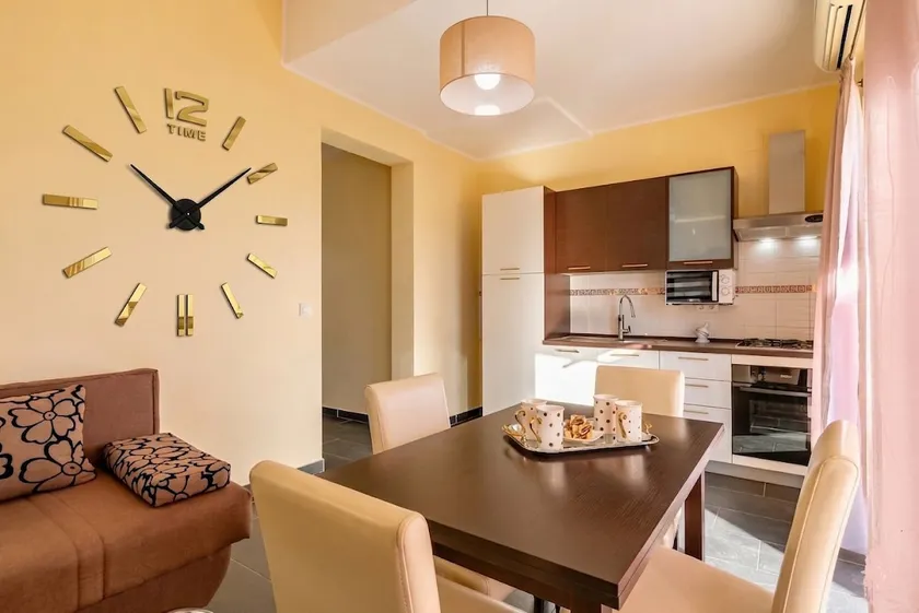 D&A apartments 2 - Image 1