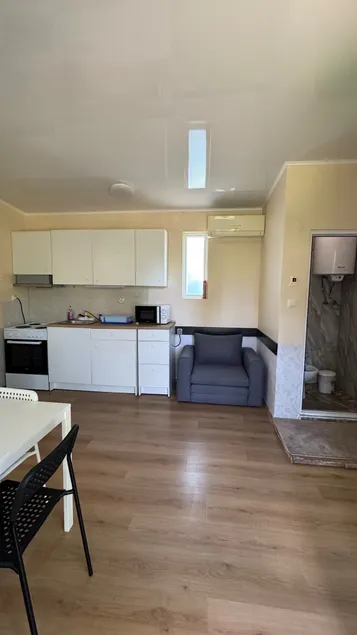 Bungalow number 1 - Image 1