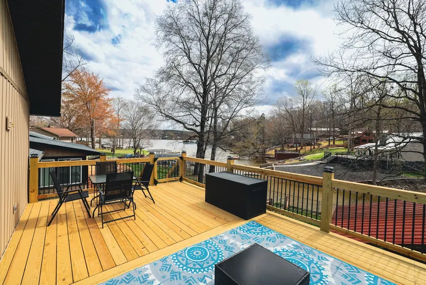 Wake Up on the Water | Lakefront Duplex /w Dock - Image 1