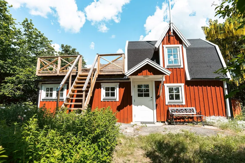 Unique homey cabin - Image 1