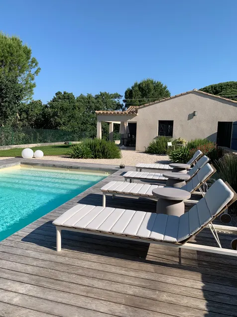 Nice air-conditioned house with heated pool - Image 1