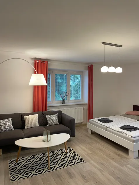 Spacious Flat That Feels Like Home - Image 1