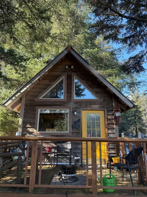 Blackhorse Cabin - Image 1