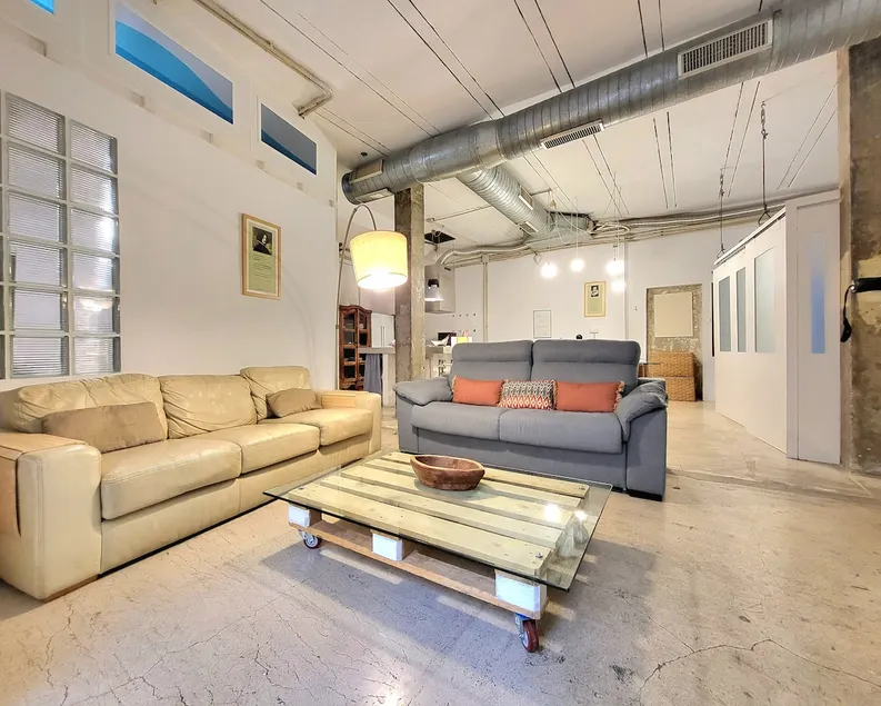 LOFT SOHO, Free Garage, Downtown - Image 1