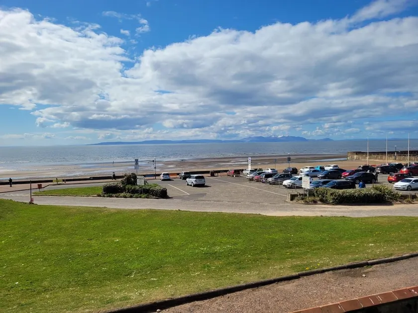 Links Quay 42 - Image 1