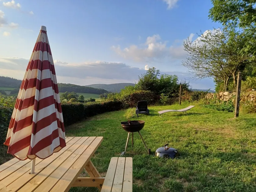 country house - Image 1