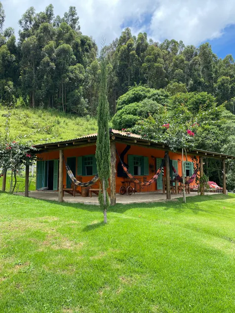 Mantiqueira hideaway overlooking the mountains - Image 1