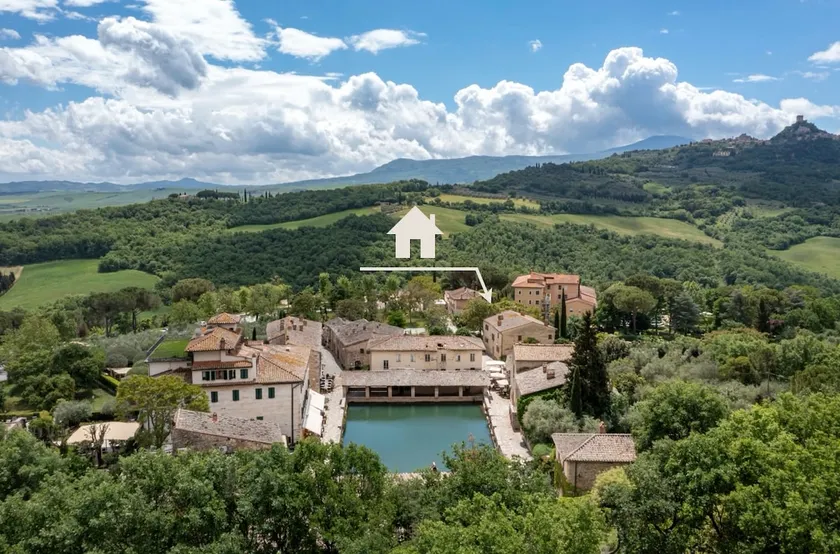 Historic Flat in Bagno Vignoni ~ Free Parking - Image 1