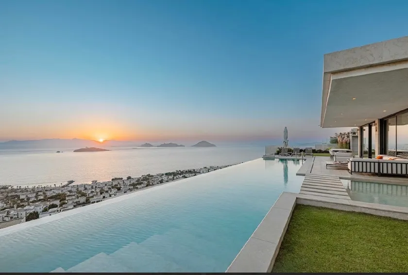 Bodrum Sky Villa Infinity Pool & Island Sunset - Image 1