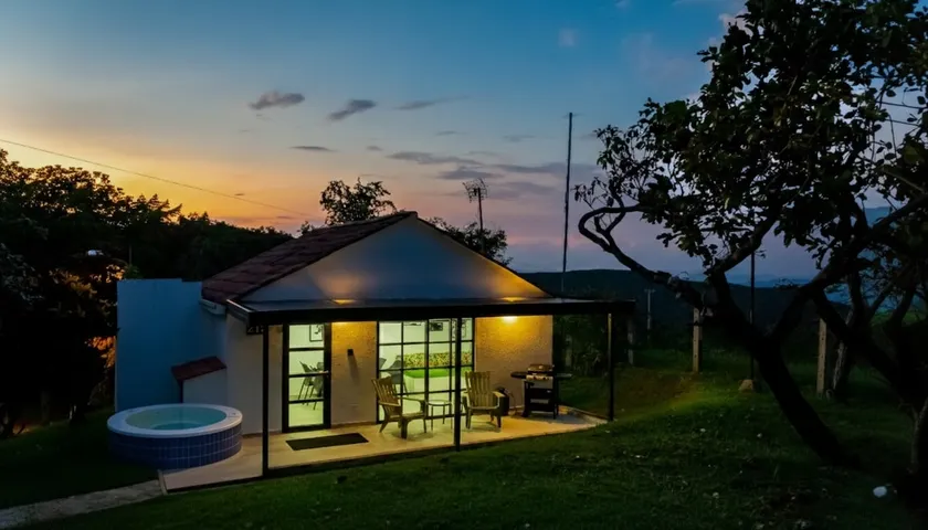 Country house, Jacuzzi, WiFi, games and nature - Image 1