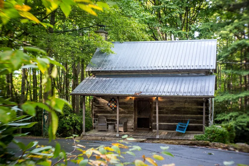Restored 1860's Log Cabin Filled with Charm - Image 1