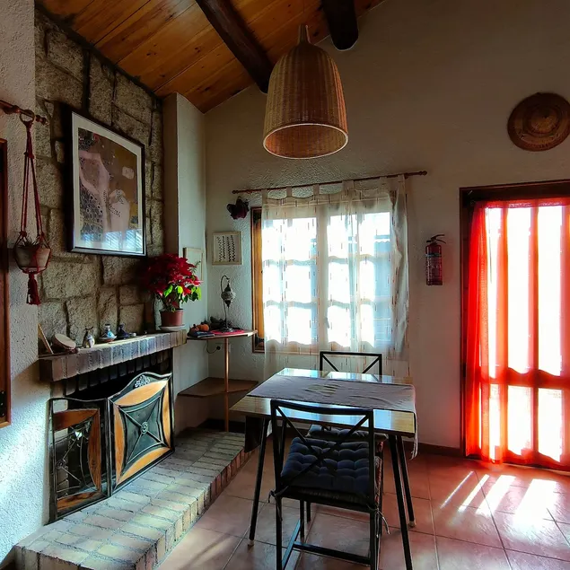 Cabaña de Madera El Roserar de Montseny Homestay - Image 1