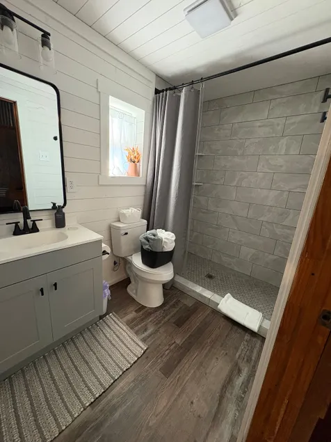 The Rustic Roost : Peaceful & Private! - Image 1