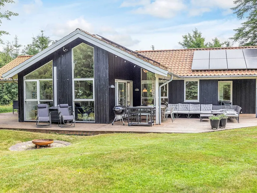 12 Person Holiday Home in Hals-by Traum - Image 1