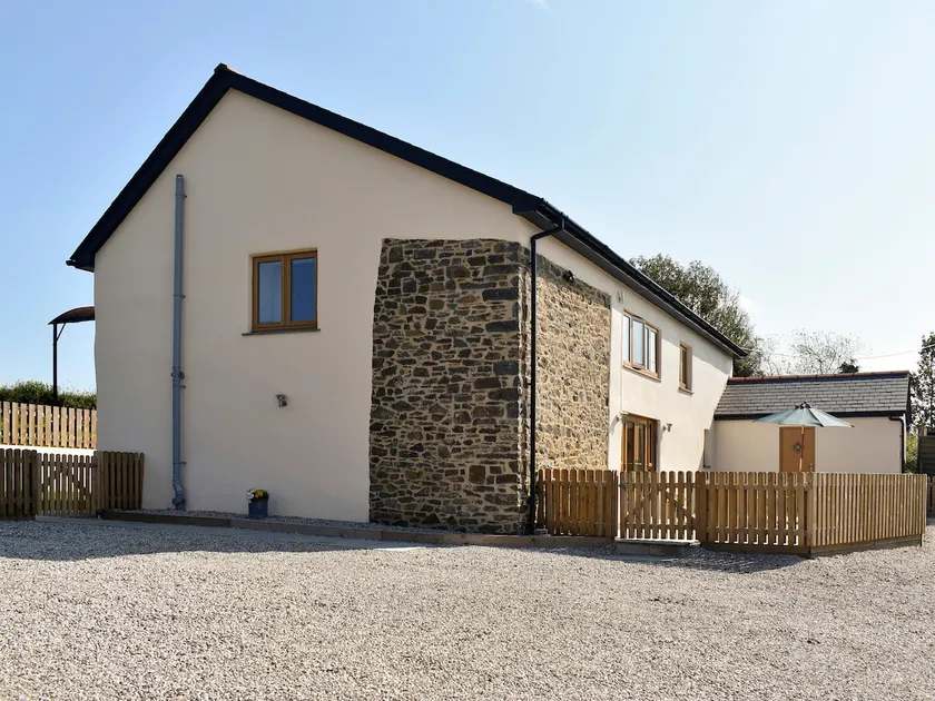 South Barn - Image 1