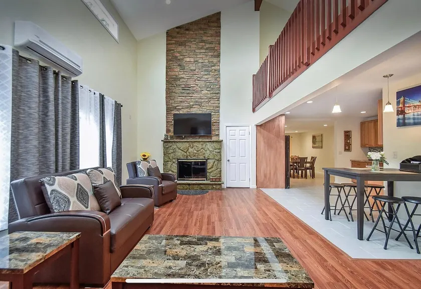 12 Beds | Game Loft | Sauna | Fire Pit | EV - Image 1