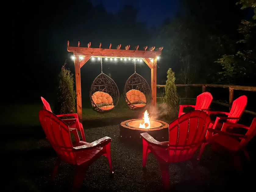 Evergreen Cottage: Private getaway- Sleeps 6 - Image 1