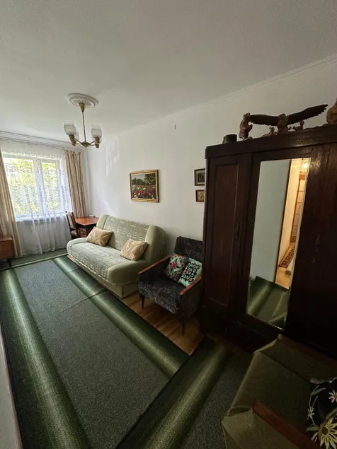 2 bedroom apartment center nearby Truskavets - Image 1