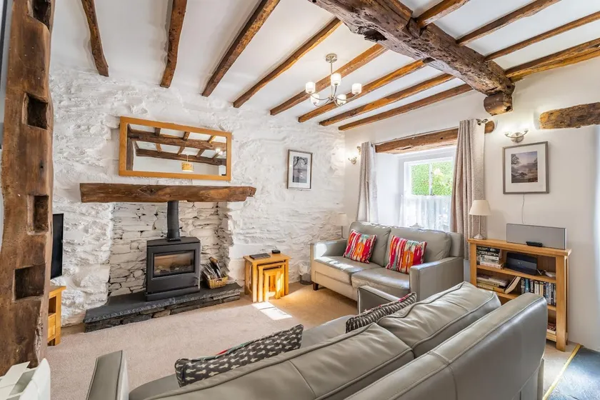 2 bedroom accommodation in Ambleside - Image 1