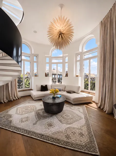 The Crown Penthouse Bahnhofstrasse - Image 1