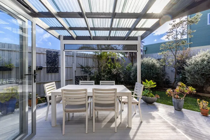 Thalassa I Pet Friendly I 2 Mins Walk to Beach - Image 1