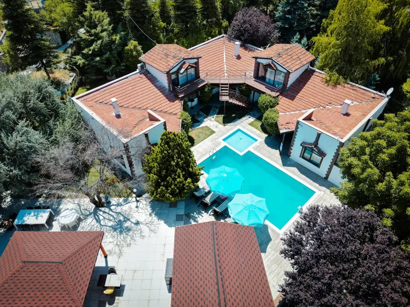 Enjoy a Villa Surrounded by Nature - Image 1