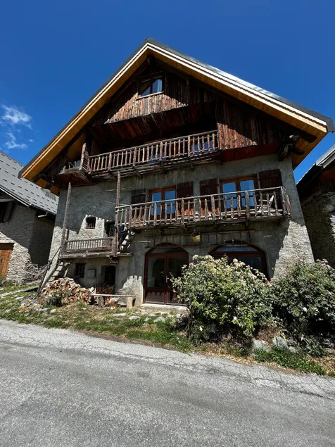 Large family chalet for summer/winter - Image 1