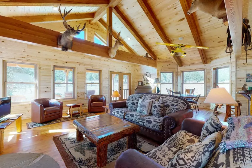 Beautiful 5BR Mountainview | Deck | W/D - Image 1
