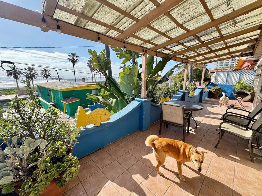 Ocean View + Pets Welcome + Very Old Trailer - Image 1