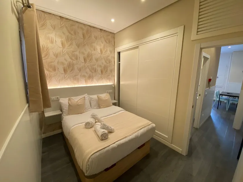 LiveTheCity Apartments - Plaza Mayor - Cava Ba... - Image 1