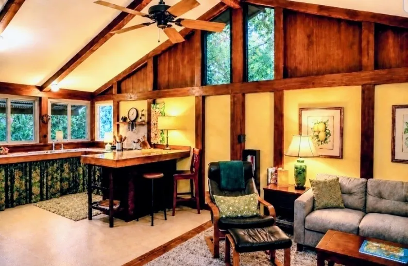 Private Jungle Cabin Near Volcano & Kalapana - Image 1
