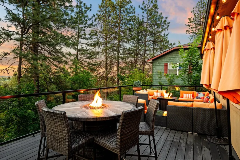 Sleeps 16 | Deck w/ Wooded Views | Group Retreat - Image 1