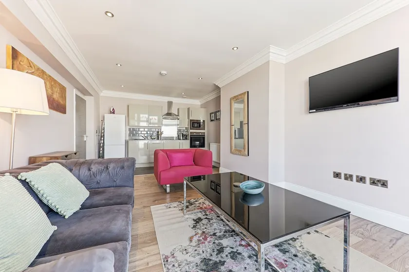 Harrogate Lifestyle Apartments Ltd - Image 1