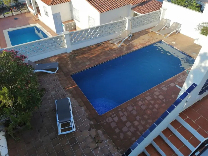 Härlig villa med pool, havsutsikt, trädgård - Image 1