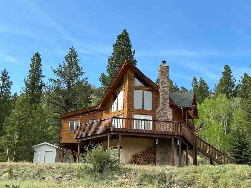 Cedar Pine Cabin at Panguitch Lake - Image 1