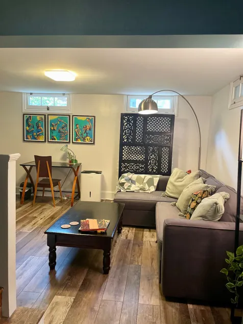 Recently Renovated! Great location! - Image 1