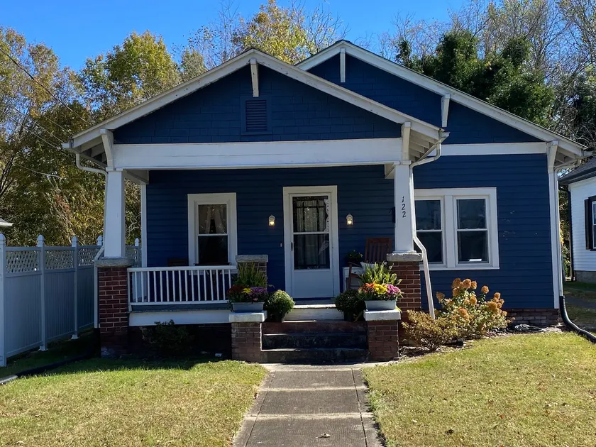 Bradley Cottage in the heart of \"Mayberry\" - Image 1