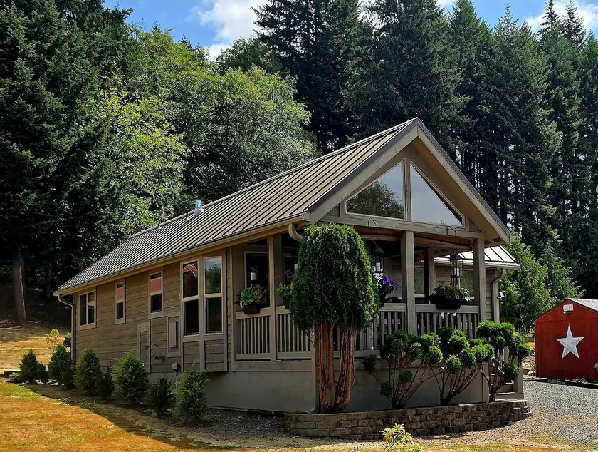 Cozy, Cute, Entire Guesthouse near Vader, WA. - Image 1