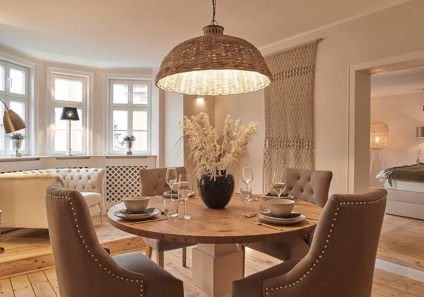 Centrally located designer apartment with sauna - Image 1