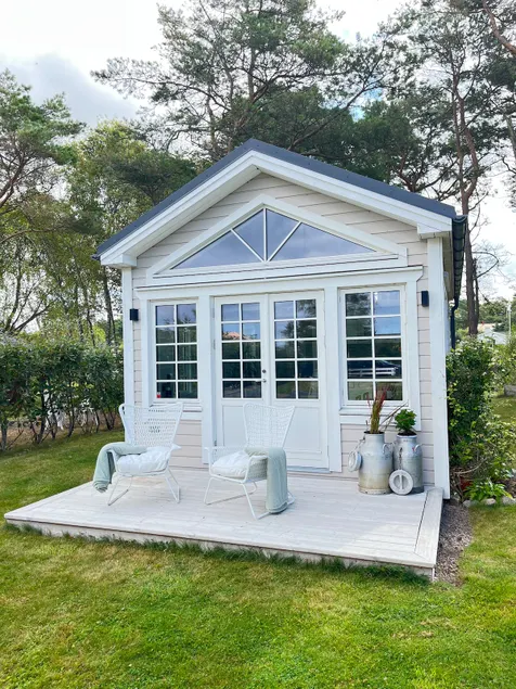 Lilla Öhrnnästet 200 meters from the sea - Image 1
