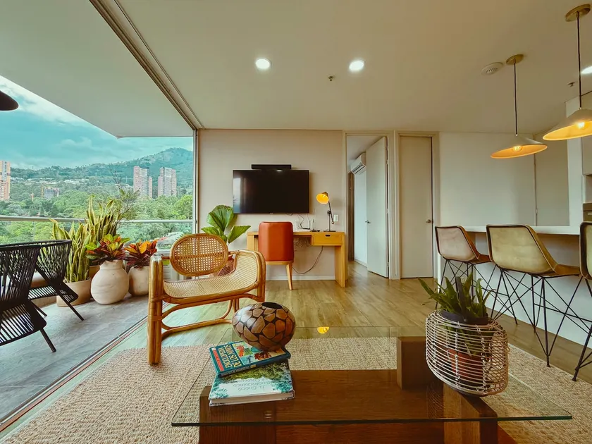 Amazing View of Medellín Poblado. Exclusive Suite - Image 1