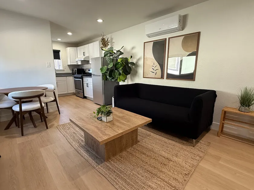 ❤️ of SJ - Detached Guesthouse with Full Kitchen - Image 1