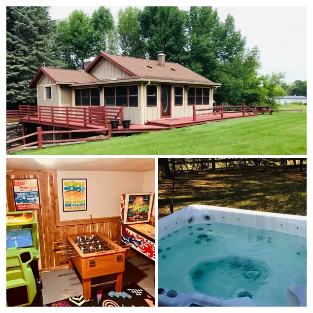 Historical Lodge in Elkhart Lake with Hot Tub - Image 1