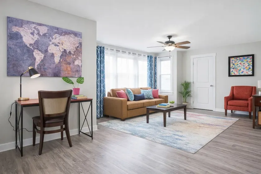 *The Belltower Haven*Large*Family Friendly*Wi-Fi - Image 1