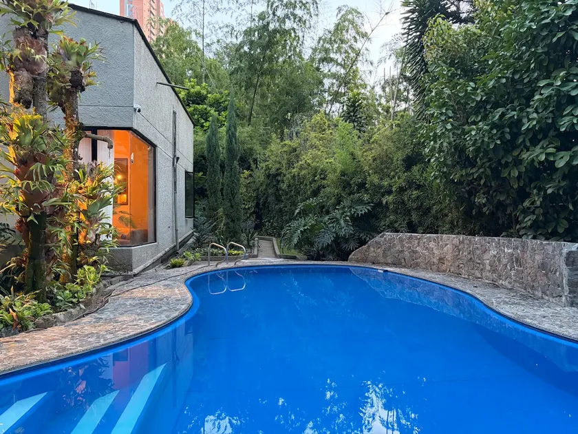 New Mansion With Pool & Jacuzzi, El Poblado - Image 1