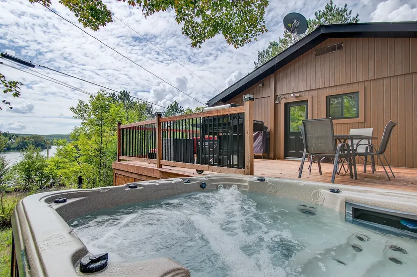 The chic chalet (exceptional lake view) - Image 1
