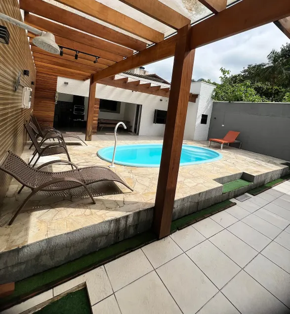 House with pool in Ubatuba, 5 km from the beaches - Image 1