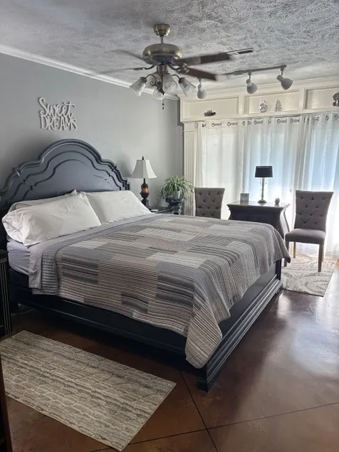 The Drawing Room Suite | King bed - Image 1