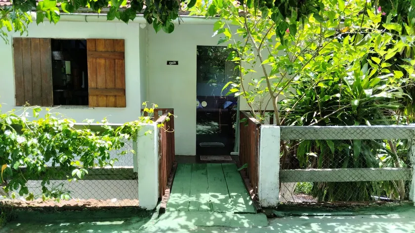 Rustic house, children's pool - Image 1