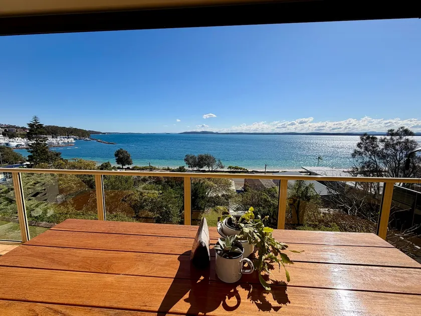 Awesome views - level access - close to everything - Image 1